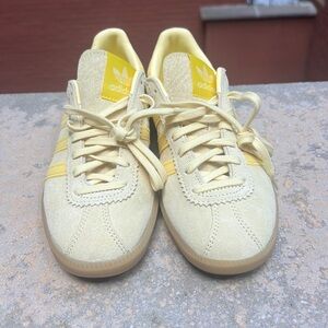 Adidas BRMD leather sneaker